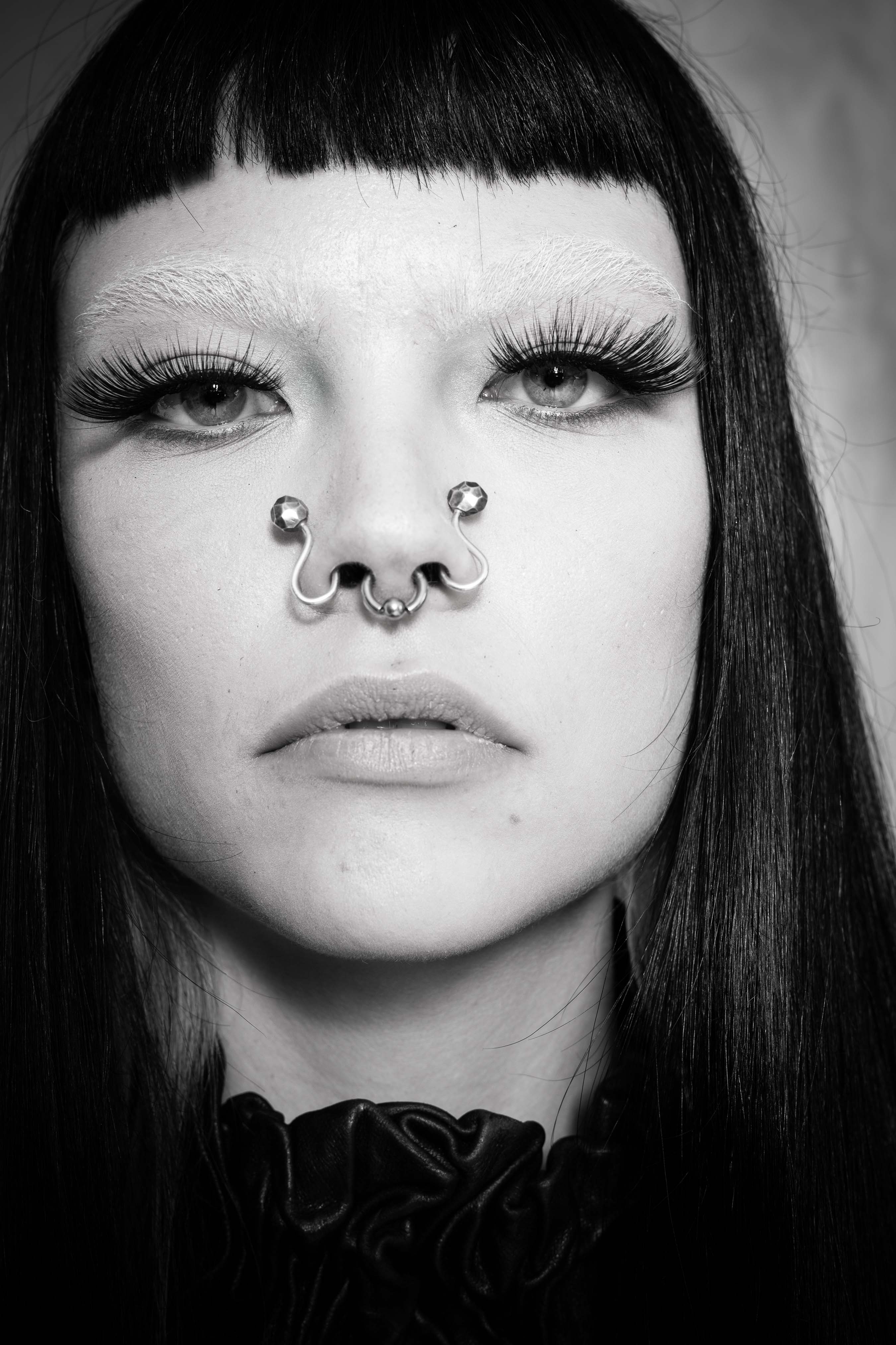 Face Jewelery "FUTURE NOSE" 1