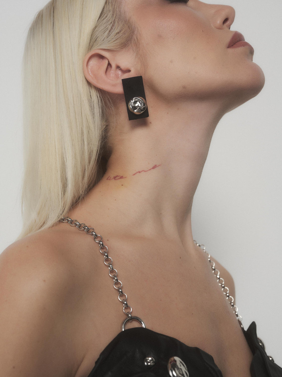 "MERCURY" shell earrings